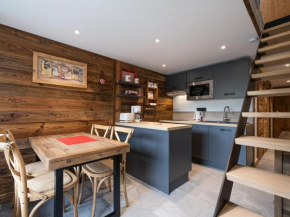 Appartement Rénové, Calme avec Garage à 1.9 km du Village - 3***, 4 Personnes, WIFI, Proche Navettes - FR-1-304-235